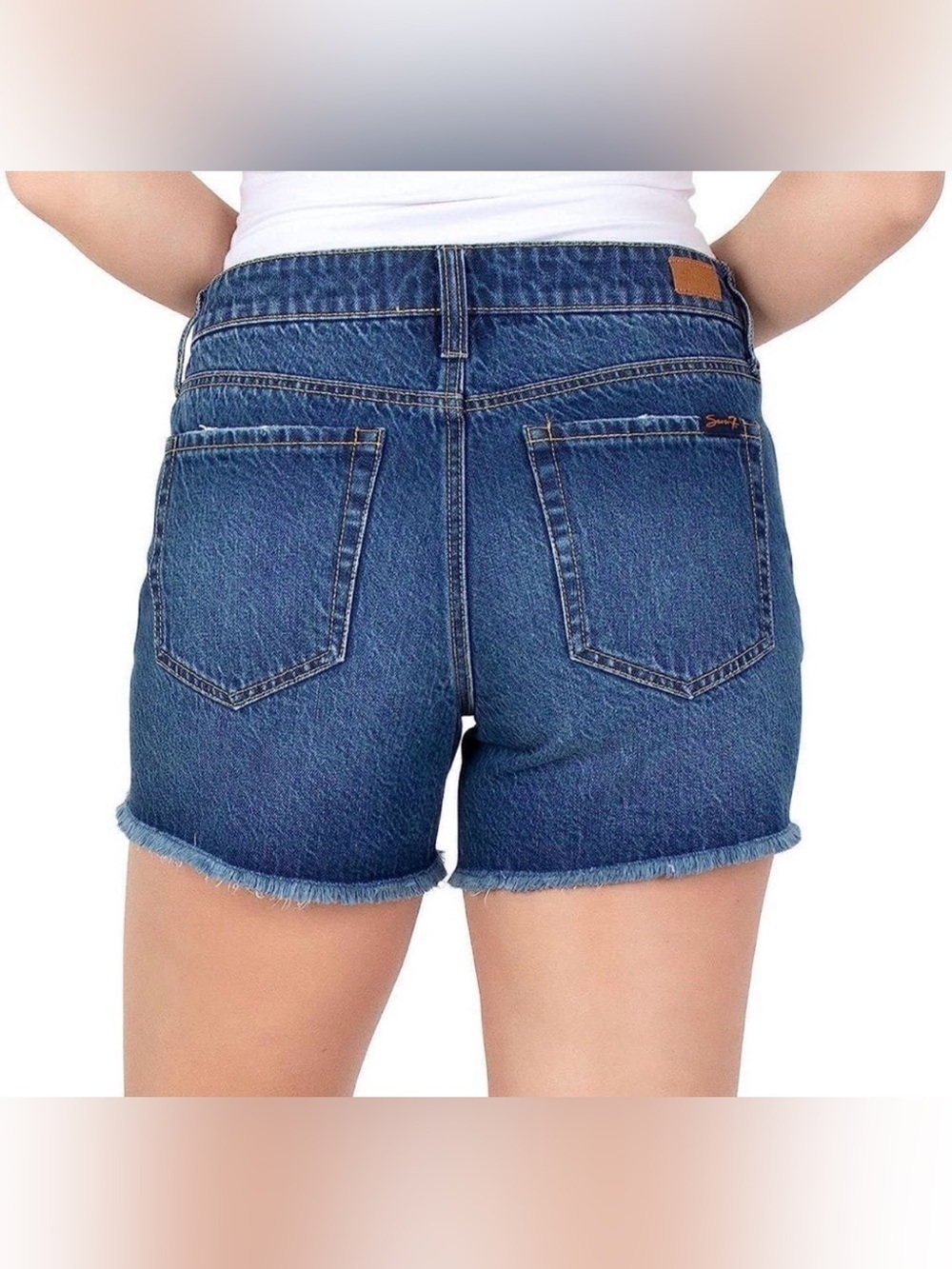 Seven7 Weekend Casual Distressed Denim Jean Shorts 100% Cotton Size 12 - Picture 2 of 13